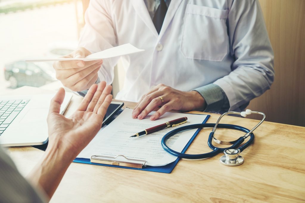Retour à domicile et Suivi postopératoire après chirurgie de — free download